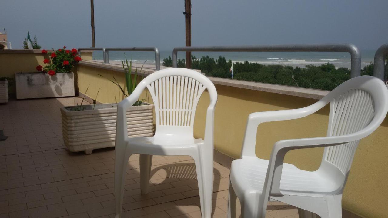 Casa Blu Leilighet Porto SantʼElpidio Eksteriør bilde